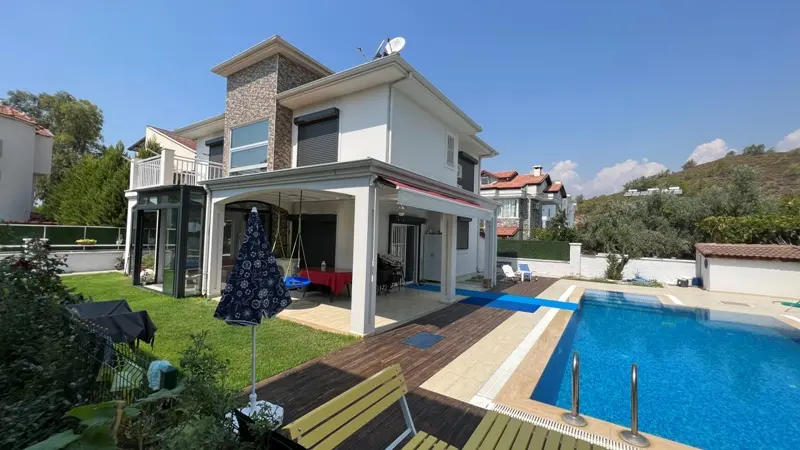 Villa in Calis